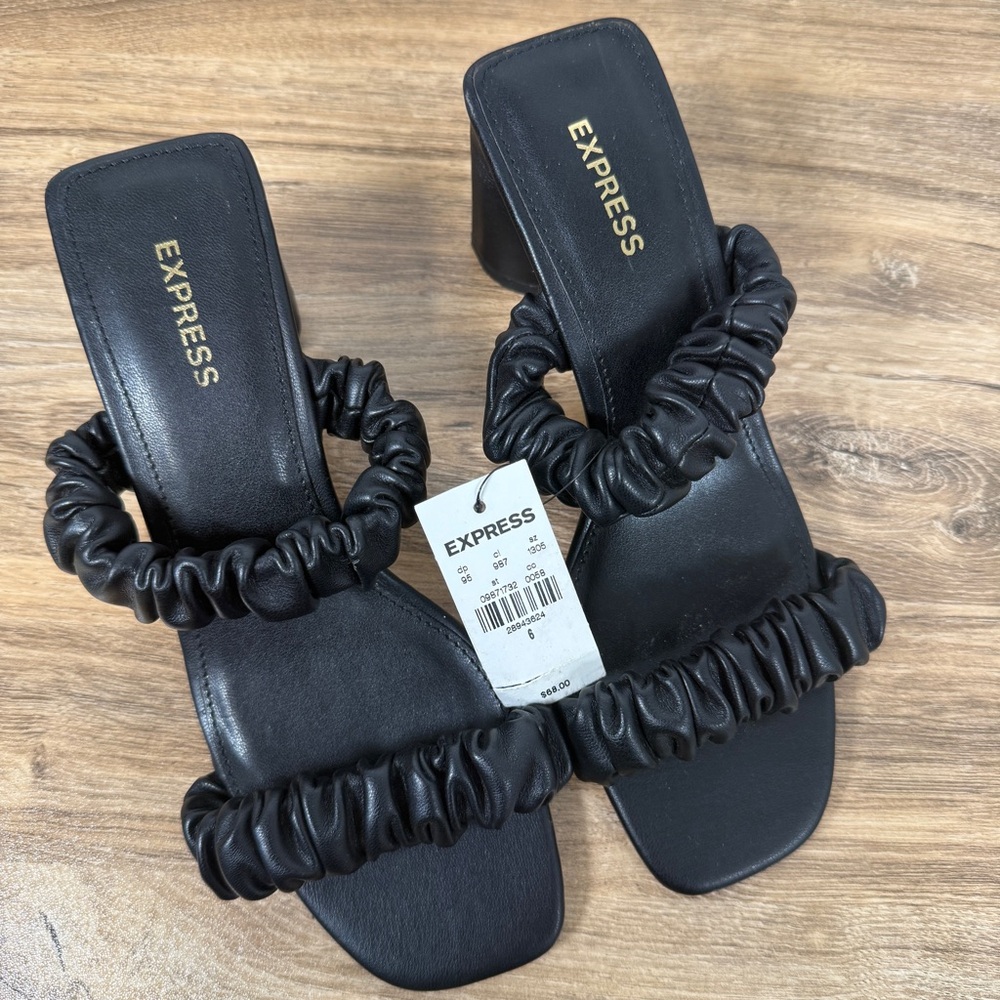 NWT Express Black‎ Women's Ruched Sandals - Picture 2 of 7
